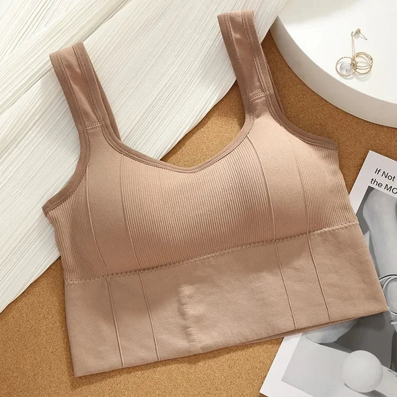 Top deportivo transpirable y antitranspirante para mujer: sujetador de yoga sin costuras, resistente a impactos, estilo crop top con efecto push-up para gimnasio y entrenamiento.