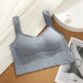 Top deportivo transpirable y antitranspirante para mujer: sujetador de yoga sin costuras, resistente a impactos, estilo crop top con efecto push-up para gimnasio y entrenamiento.