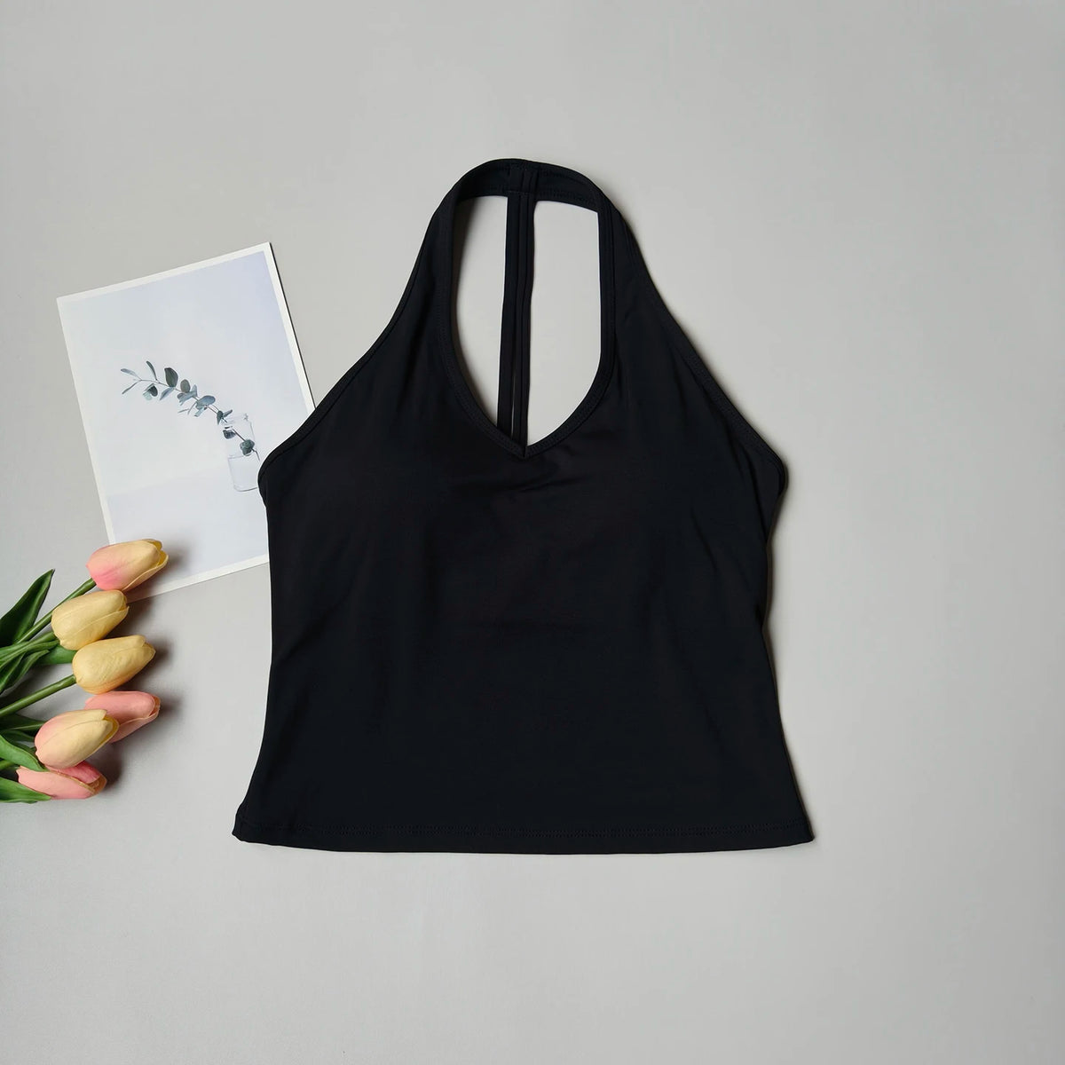 Sujetador deportivo para mujer con cuello en V y diseño halter, espalda atractiva y efecto push-up; ideal para yoga, gimnasio, running y fitness (resistente a impactos).